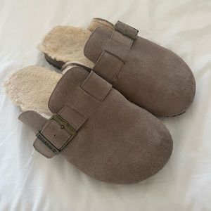 Bearpaw Slippers